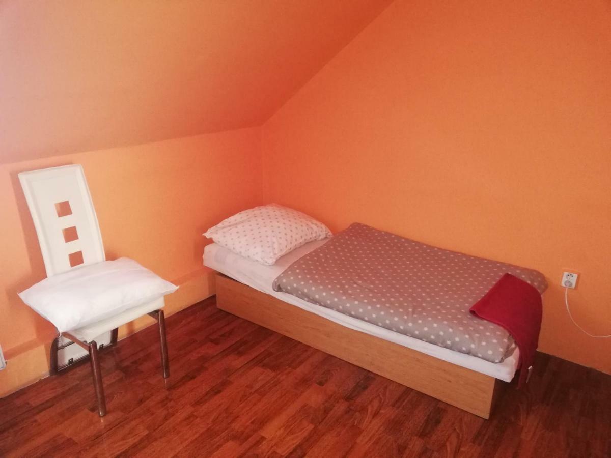 Apartman U Mareka Sucany Eksteriør billede